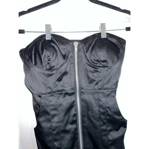 LOVE TEASE Black Satin Strapless Pockets Front Zipper Sweatheart Dress - Picture 3 of 9
